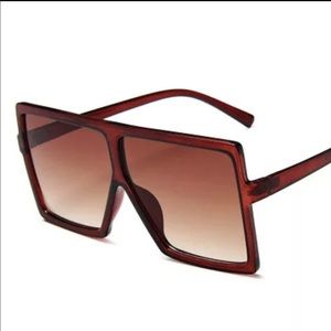 Retro wide frame shades